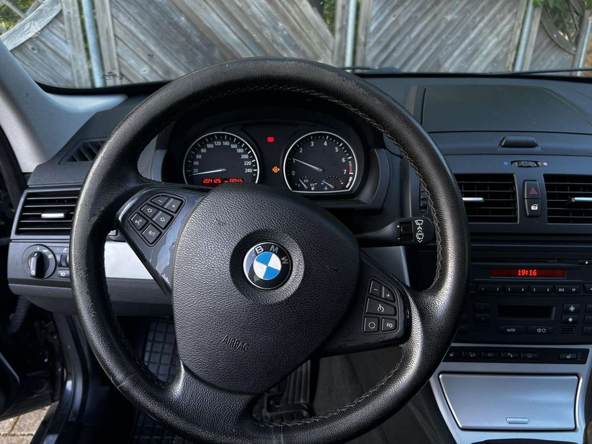 BMW X3 2007 — photo 11