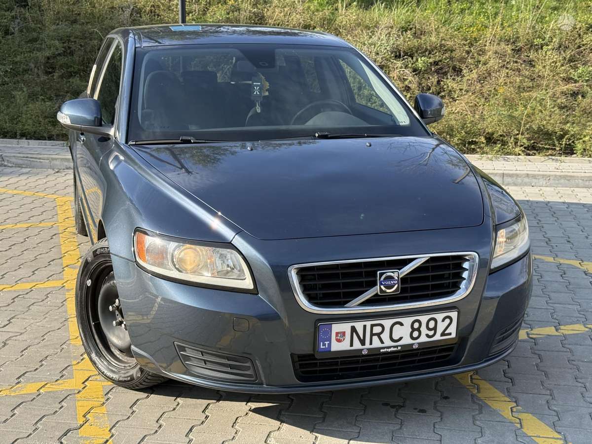 Volvo V50 2009 — вигляд ззаду