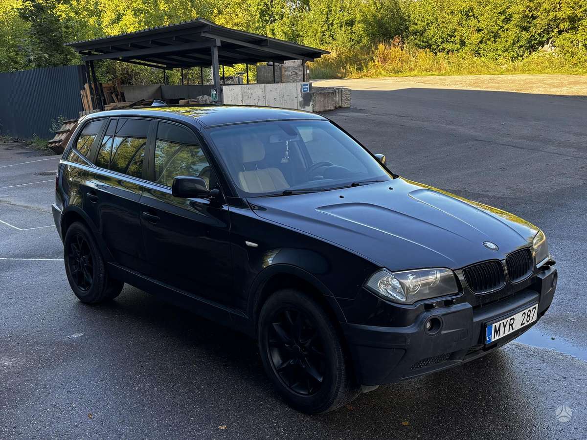 BMW X3 2004 — interior