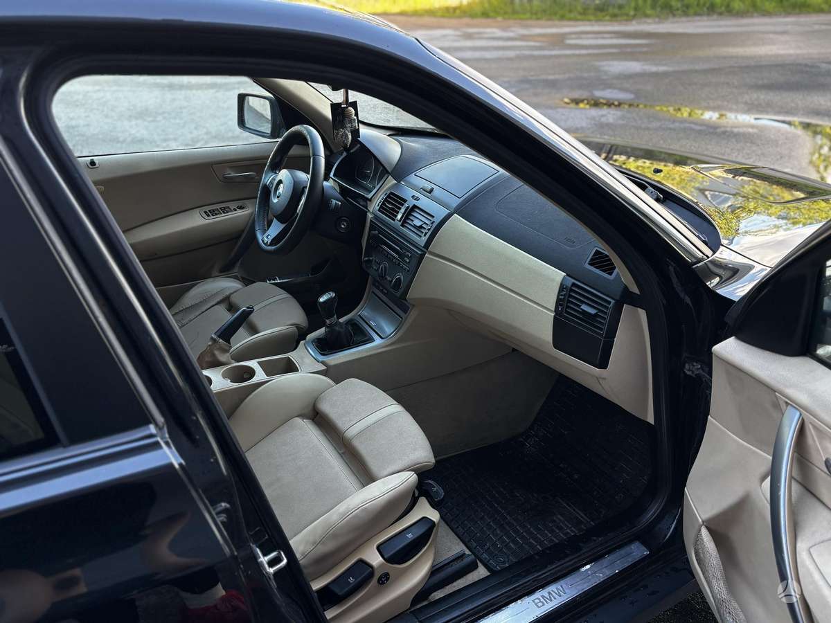 BMW X3 2004 — photo 7