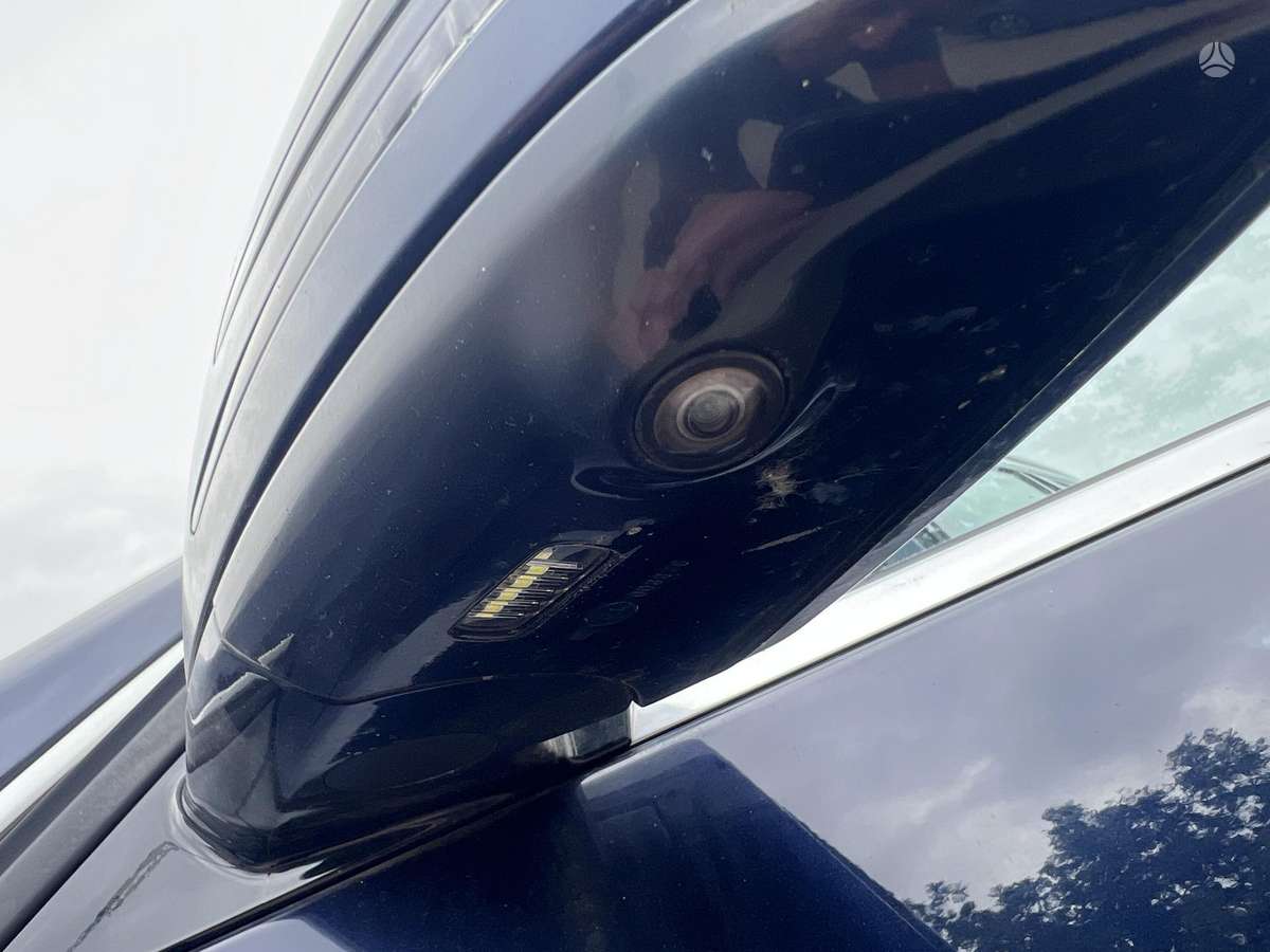 Mercedes-Benz E300 2013 — photo 13