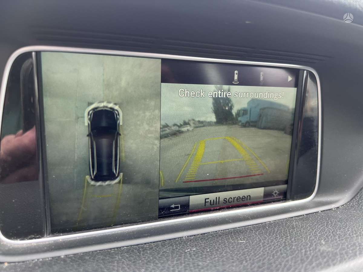 Mercedes-Benz E300 2013 — photo 22