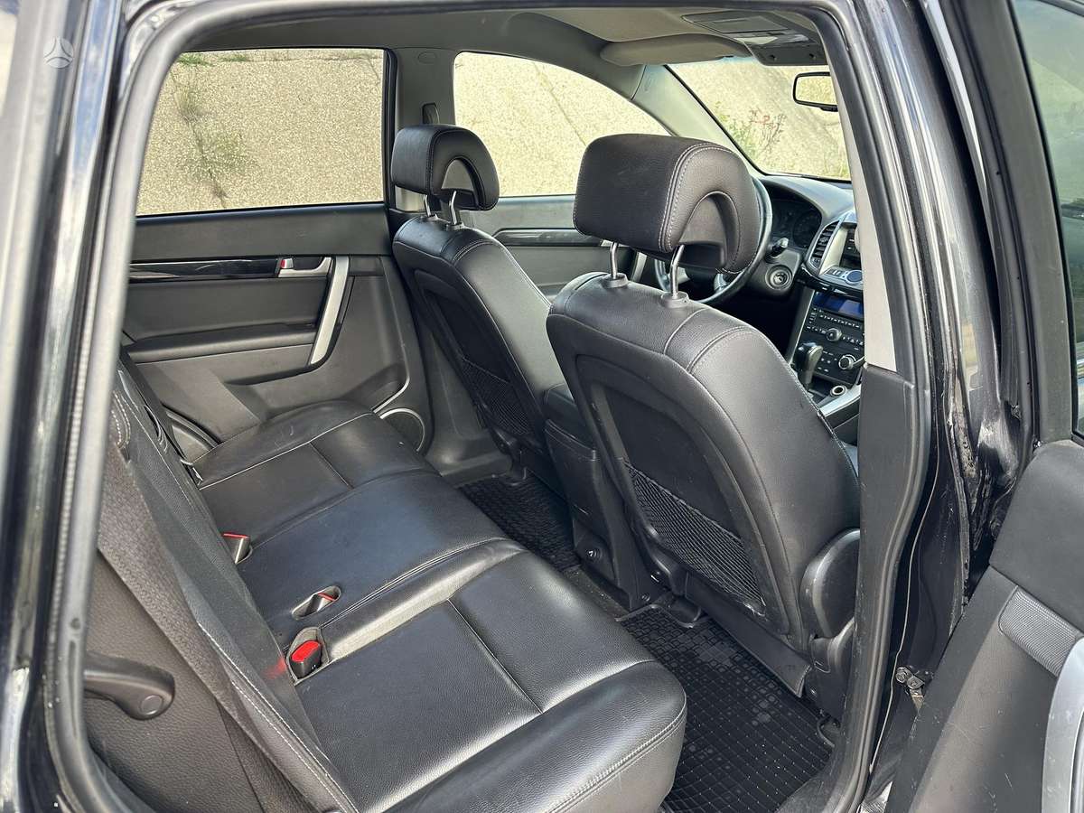 Chevrolet Captiva 2012 — photo 13