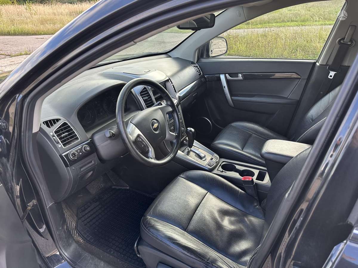 Chevrolet Captiva 2012 — photo 8