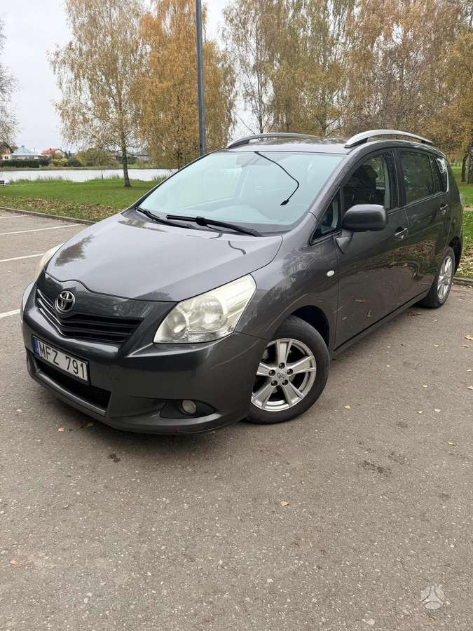 Toyota Verso, 2009