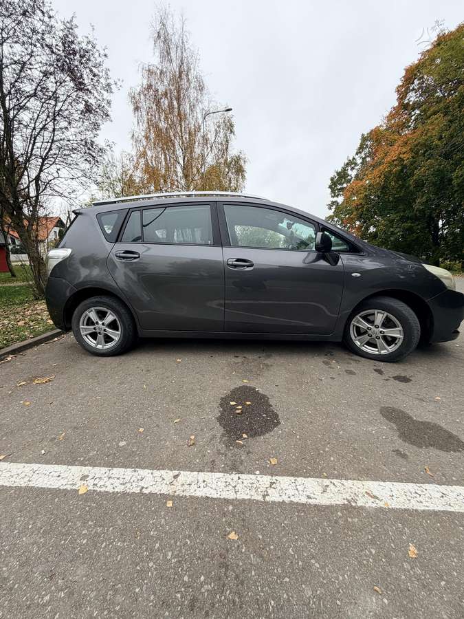 Toyota Verso 2009 — photo 5