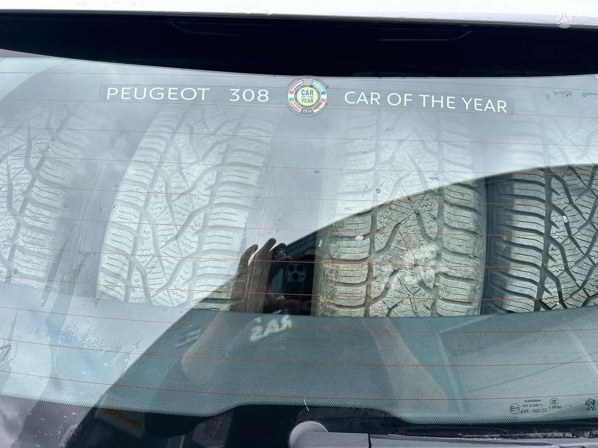 Peugeot 308 2015 — photo 13