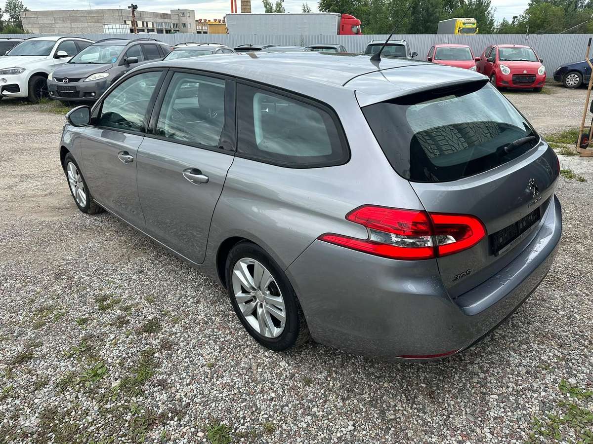 Peugeot 308 2015 — photo 5
