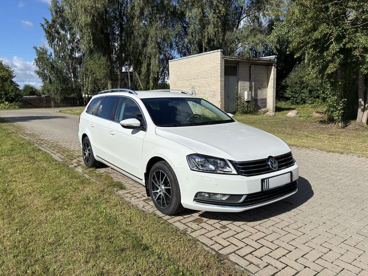 Volkswagen Passat 2013 — vehicle for AFU Ukraine