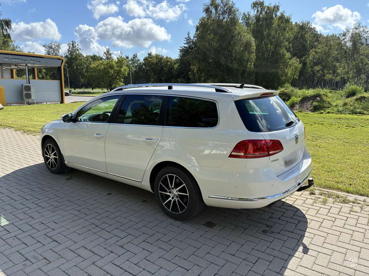 Volkswagen Passat 2013 — photo 12