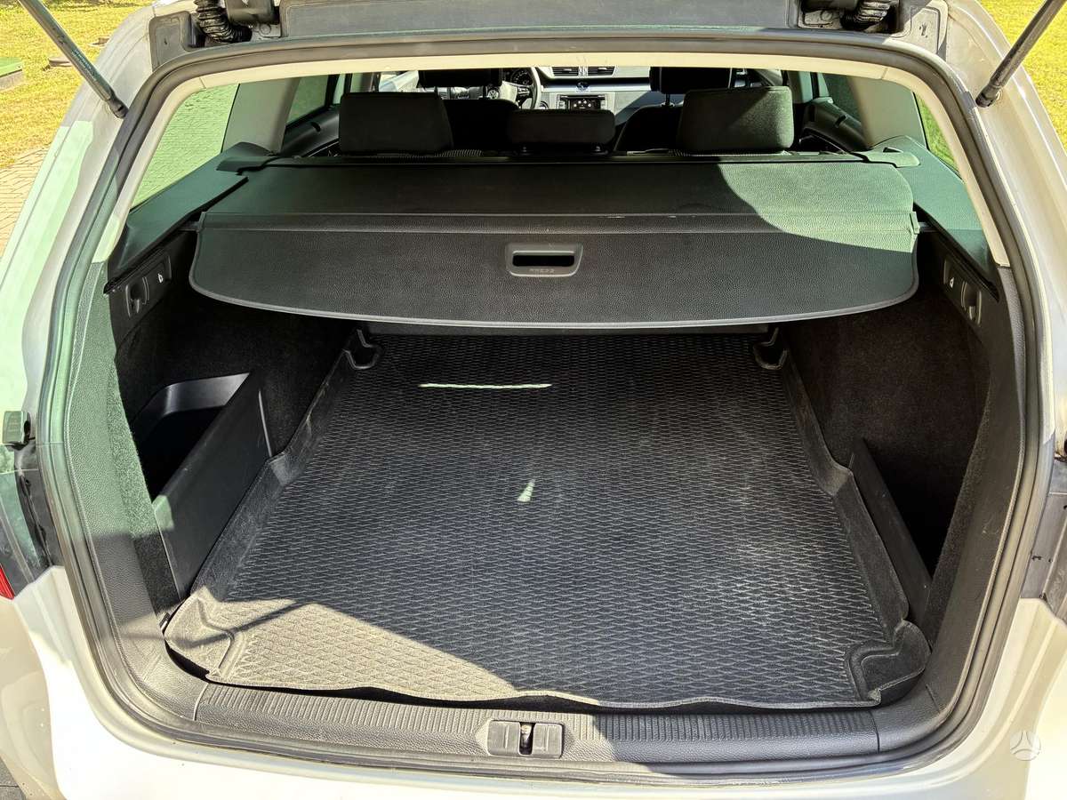 Volkswagen Passat 2013 — photo 32