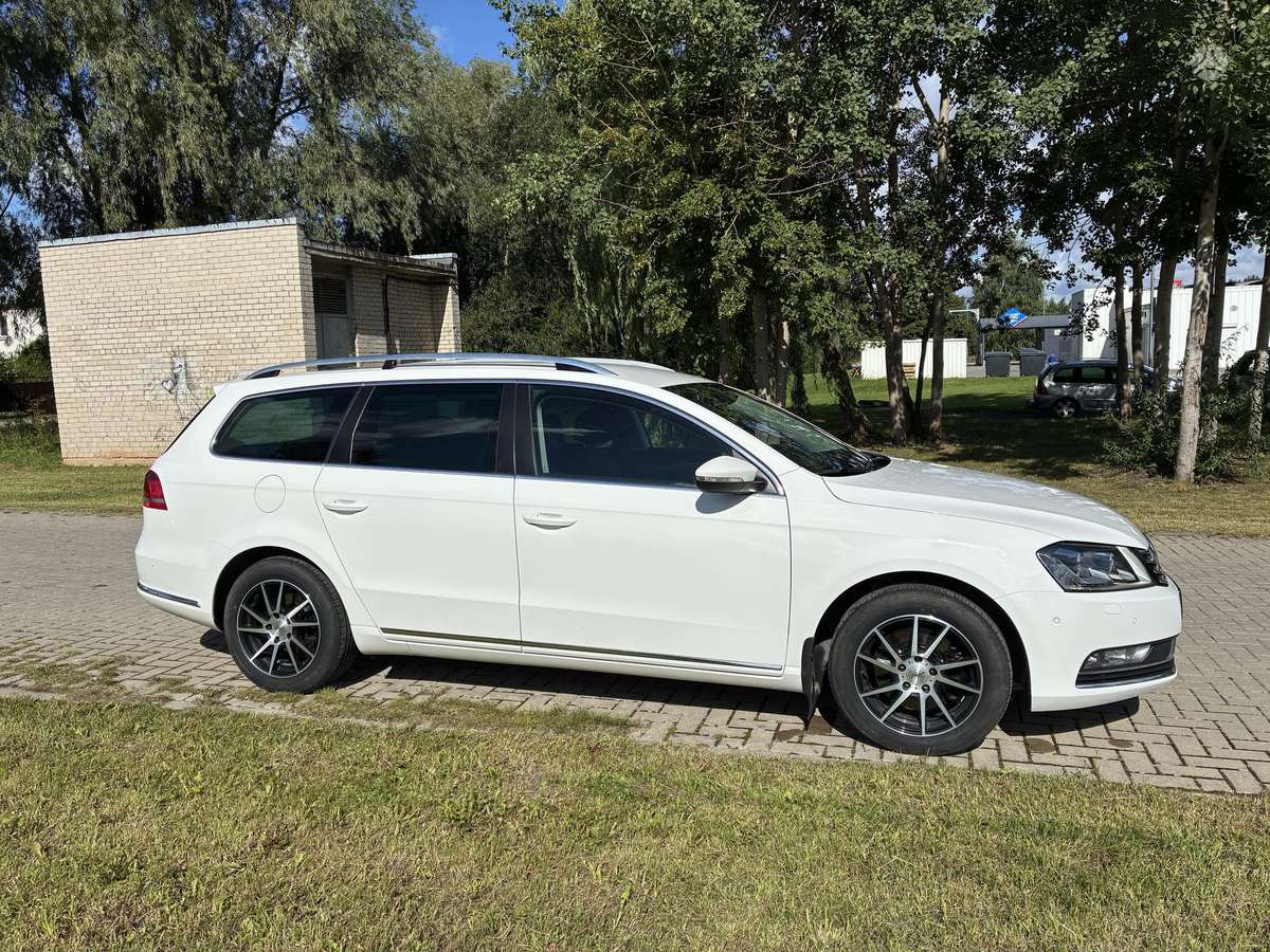 Volkswagen Passat 2013 — photo 9