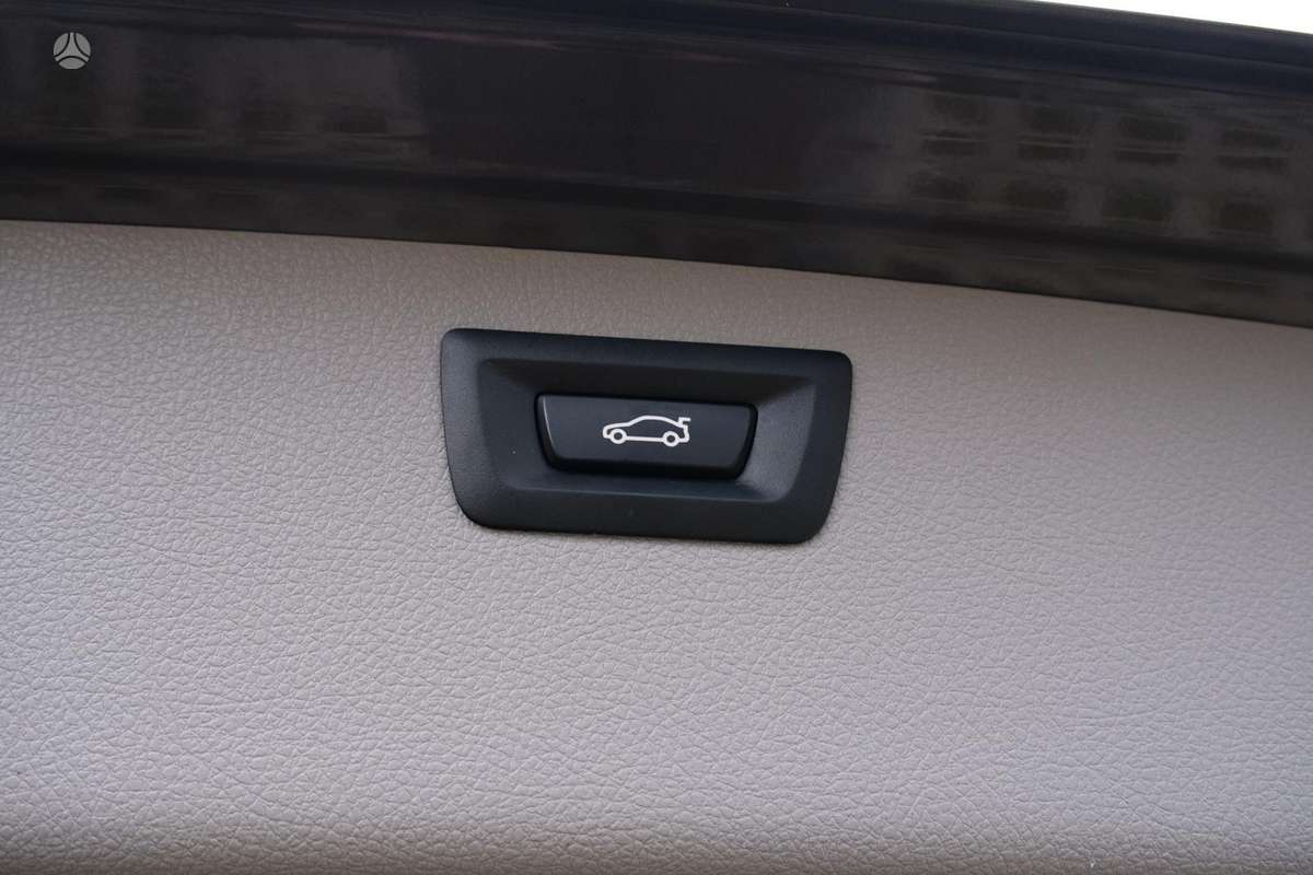 BMW 320 2014 — photo 18