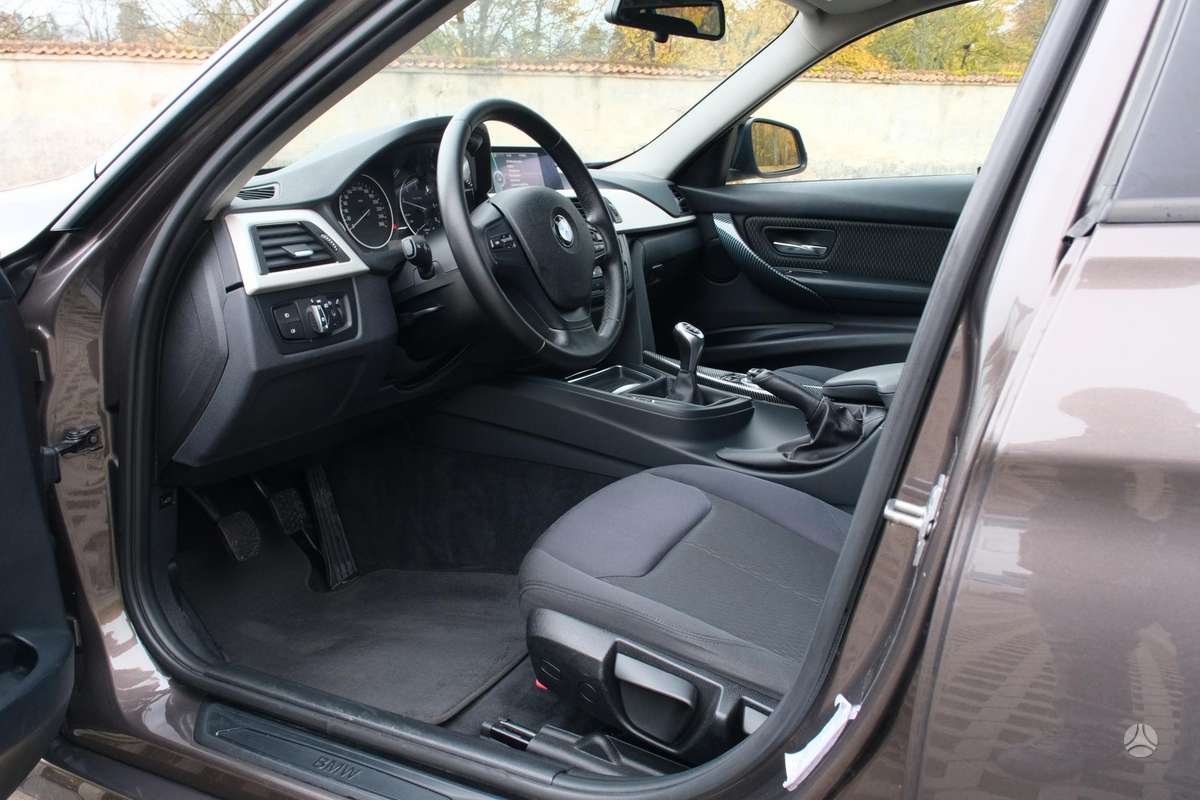 BMW 320 2014 — photo 21