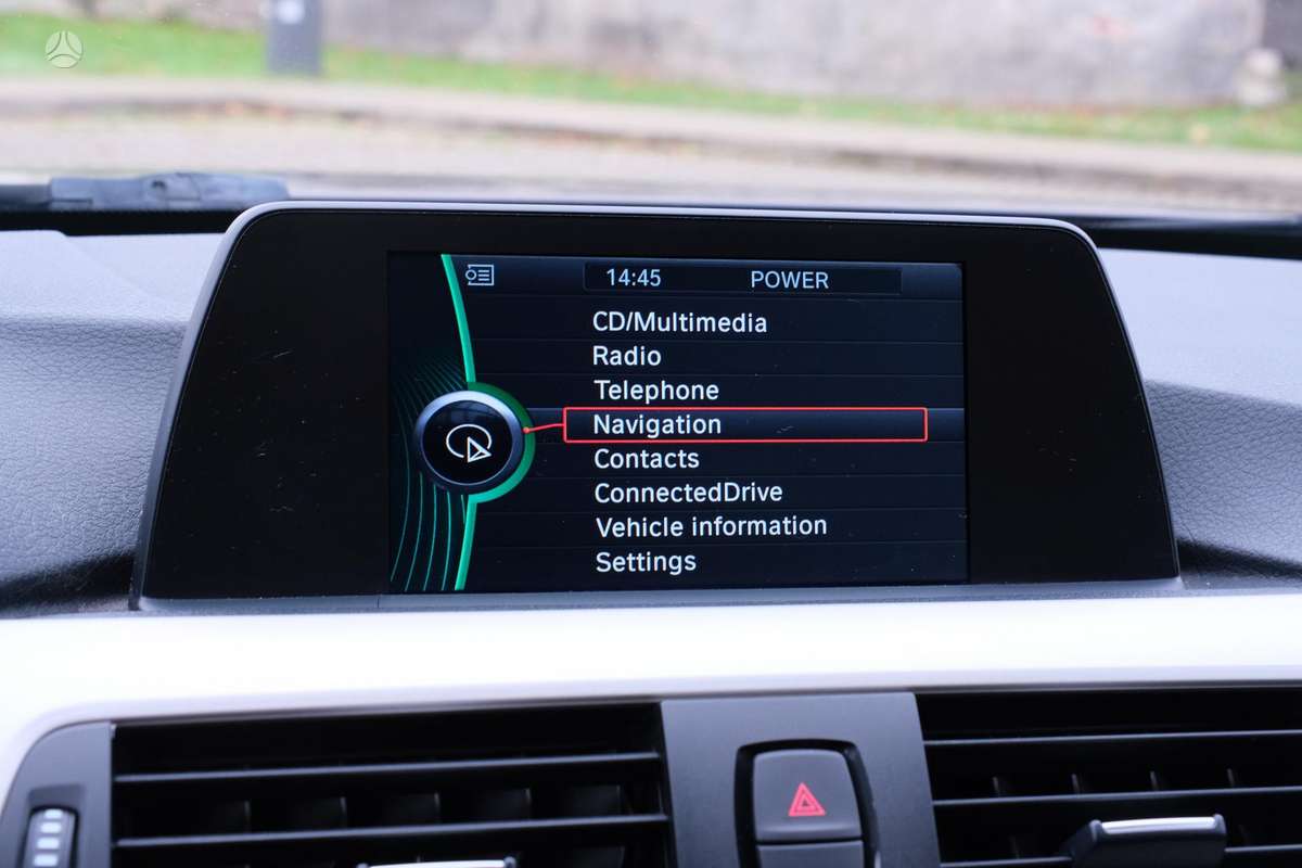 BMW 320 2014 — photo 30