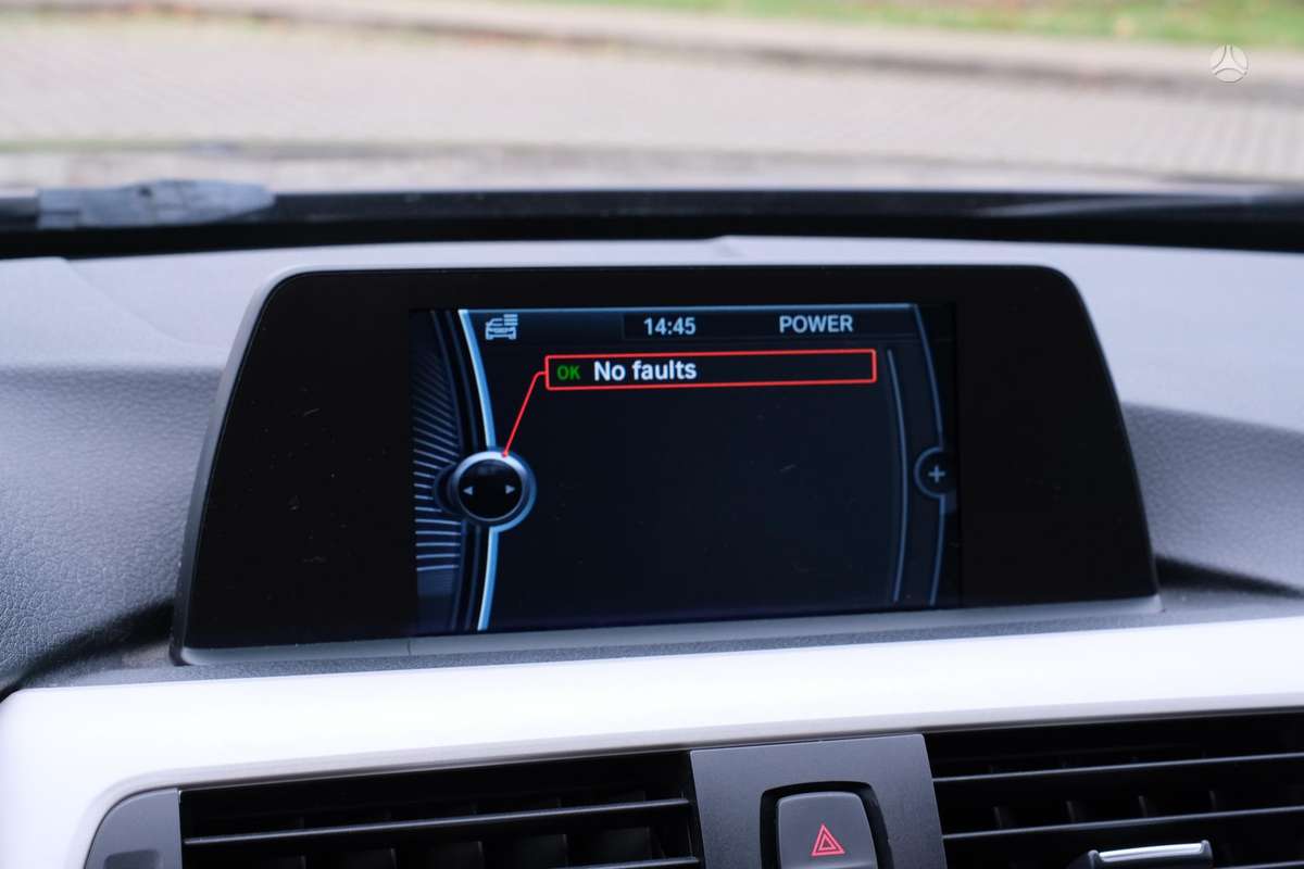 BMW 320 2014 — photo 31