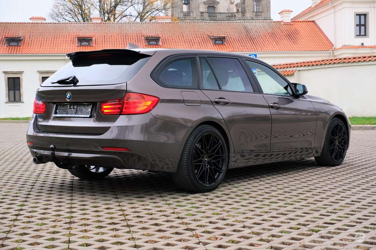 BMW 320 2014 — engine 2000 cm³, 116 HP (85kW)