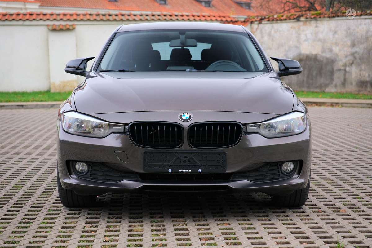 BMW 320 2014 — photo 5