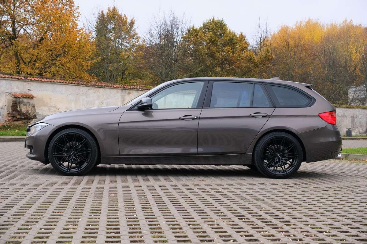 BMW 320 2014 — photo 8