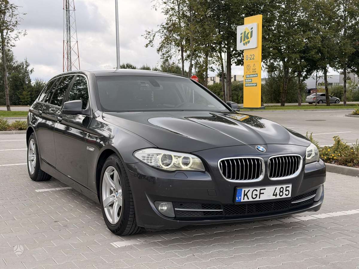 BMW 520 2012 — двигун 1995 cm³, 184 HP (135kW)