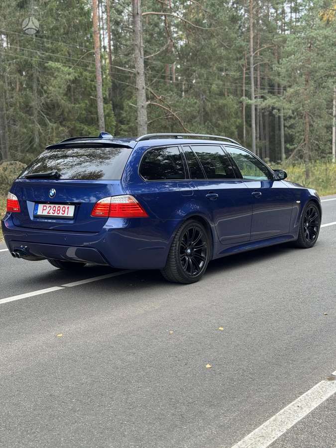 BMW 525 2009 — photo 12