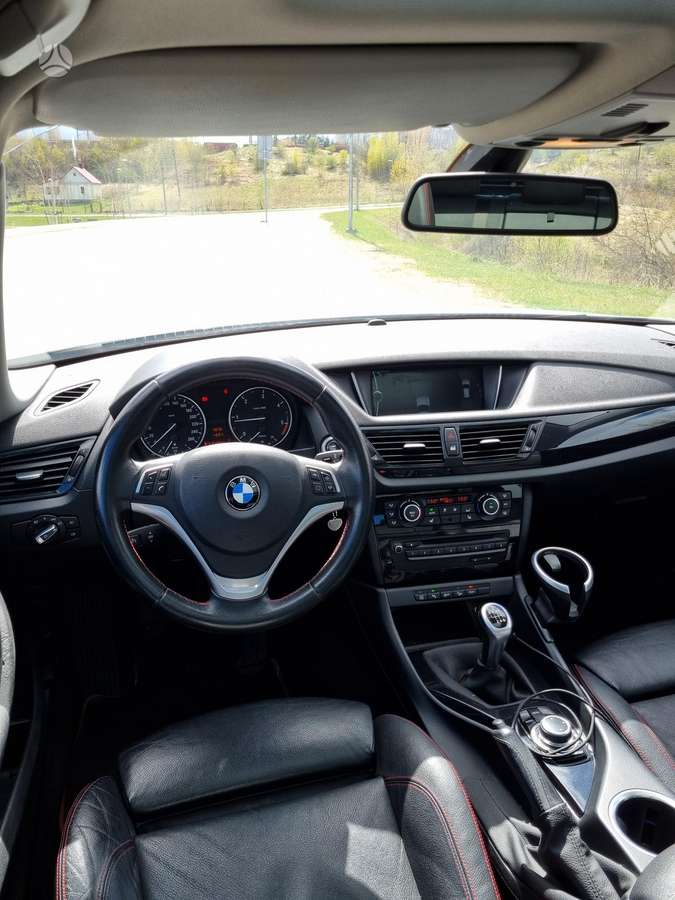 BMW X1 2013 — photo 11