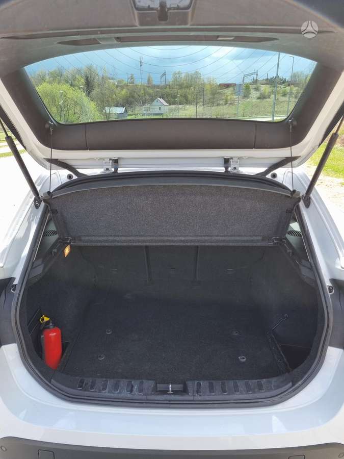 BMW X1 2013 — photo 16