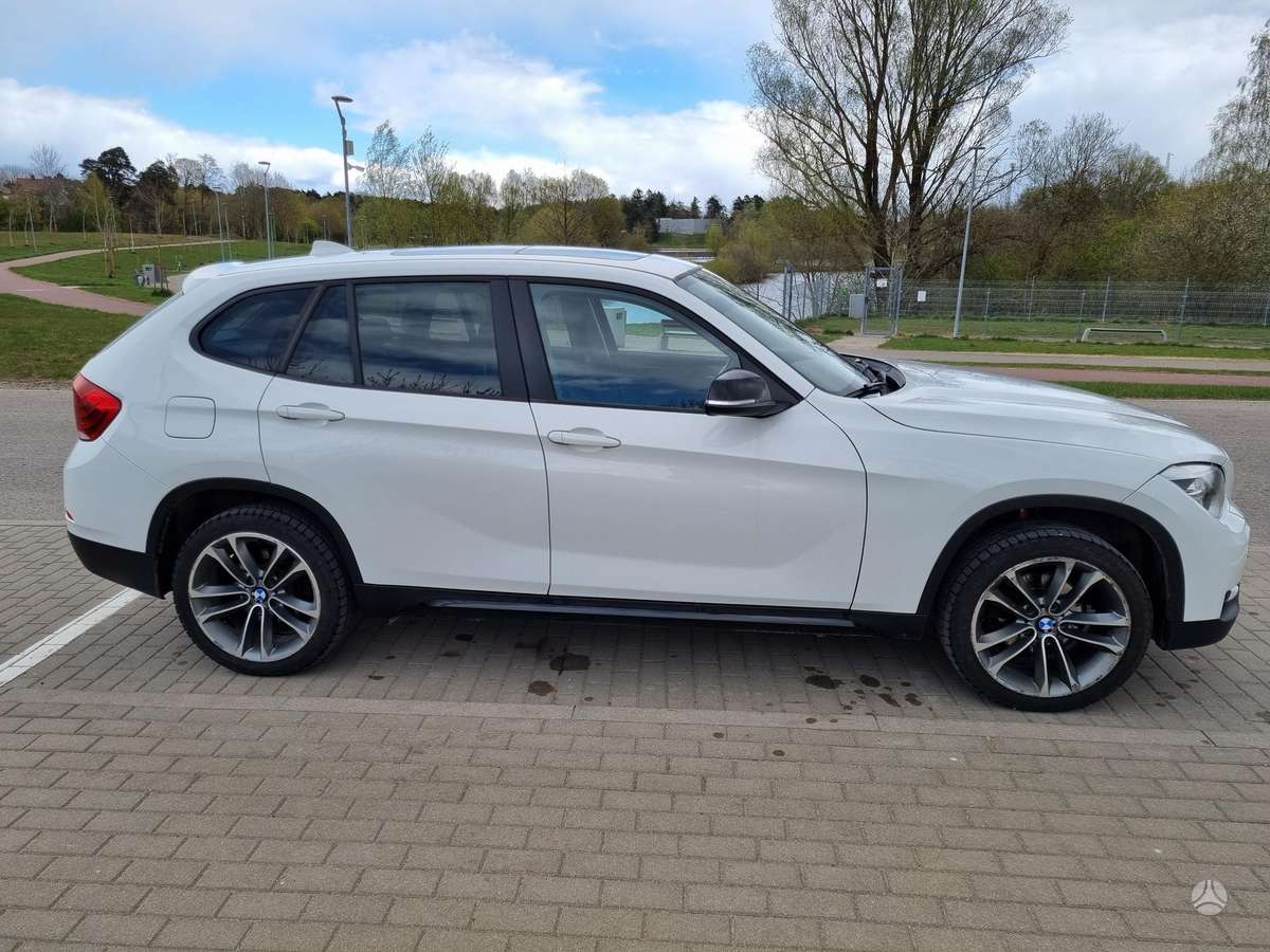 BMW X1 2013 — photo 7