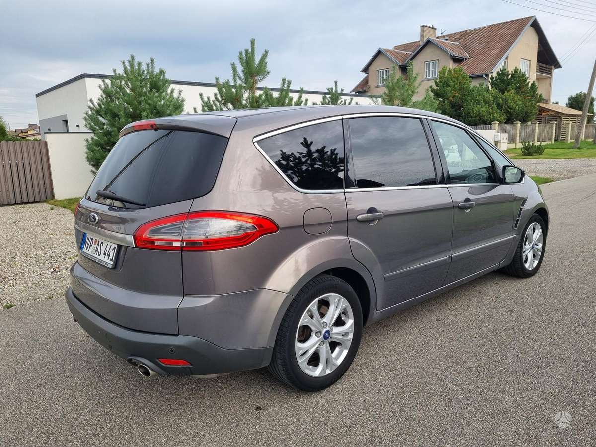 Ford S-MAX 2012 — двигун 2200 cm³, 200 HP (147kW)