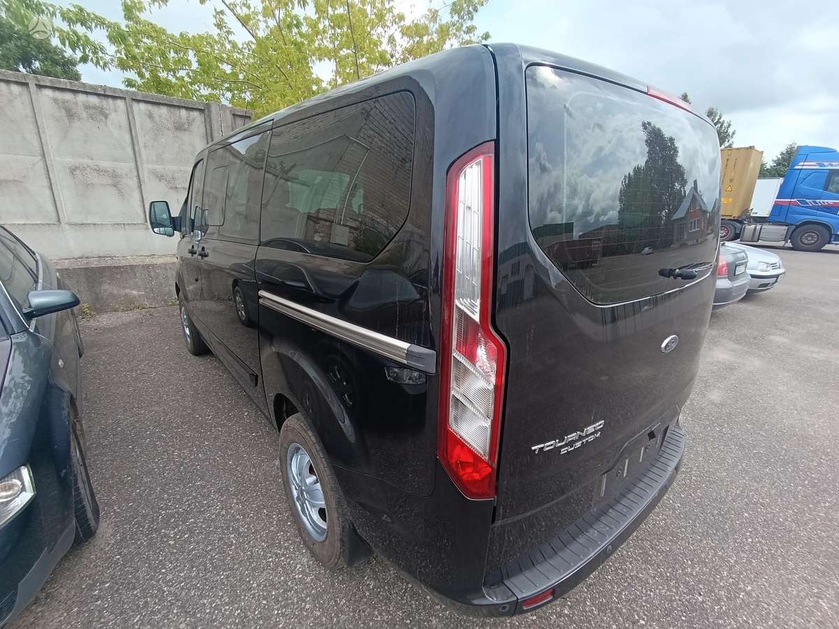 Ford Tourneo 2014 — rear view