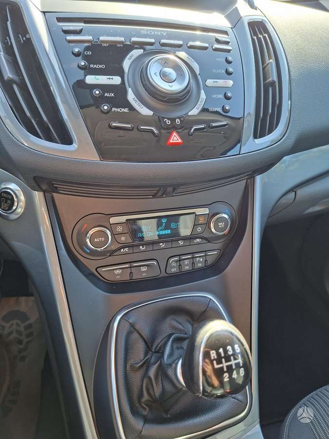 Ford C-MAX 2015 — фото 8