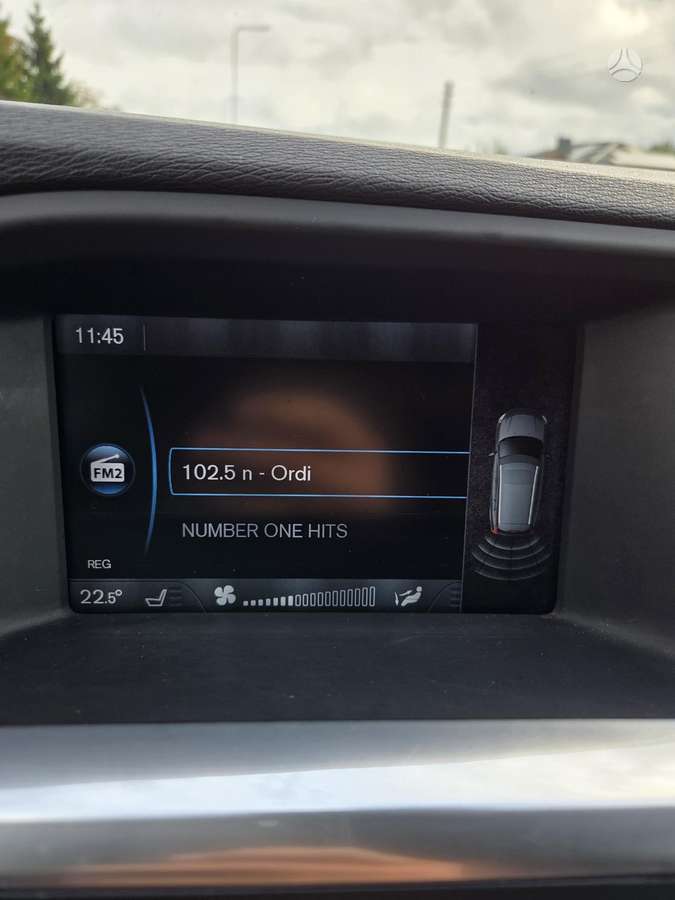 Volvo V60 2011 — photo 23