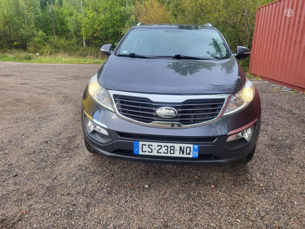 Kia Sportage 2013 — салон