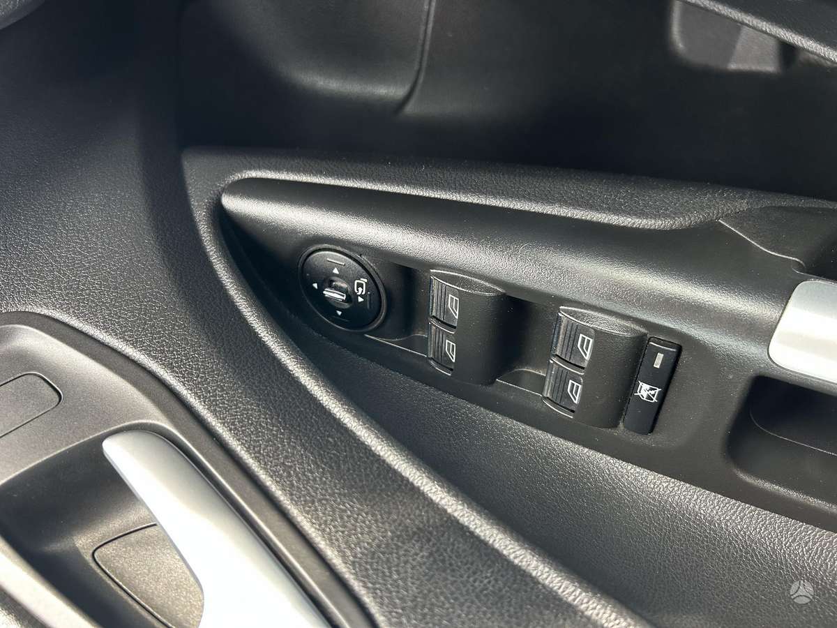 Ford Tourneo 2014 — photo 15