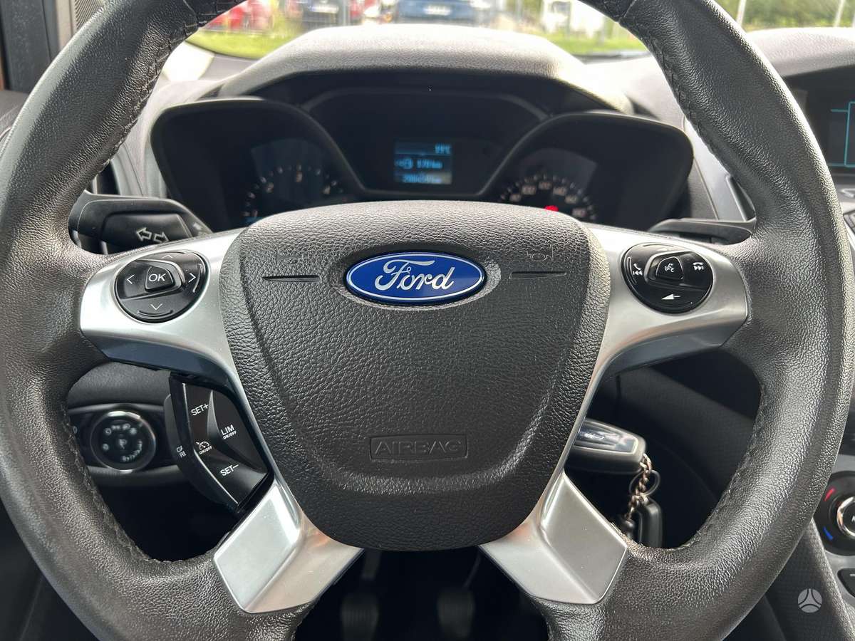 Ford Tourneo 2014 — photo 16