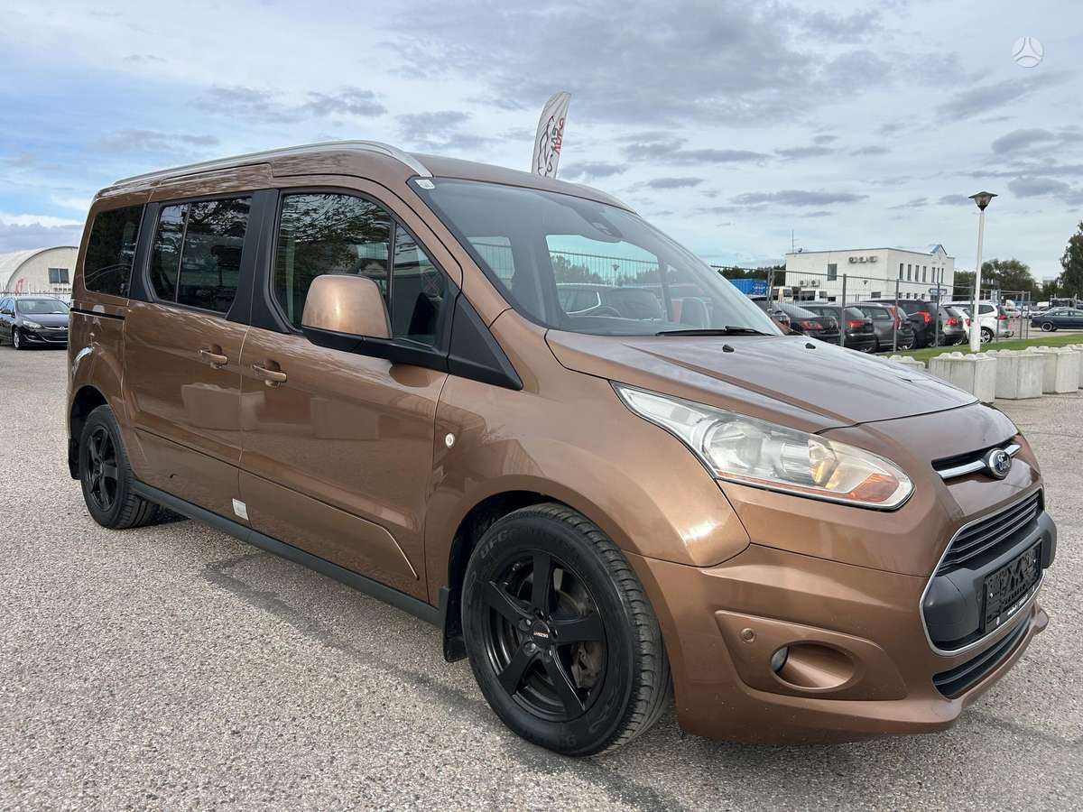 Ford Tourneo 2014 — rear view