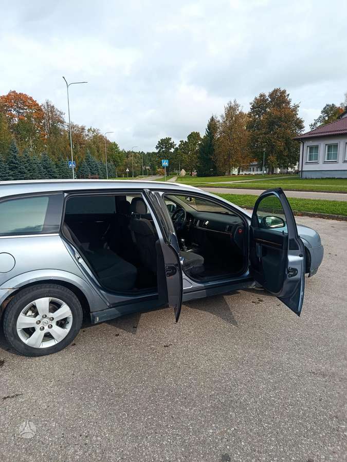 Opel Vectra 2004 — photo 6