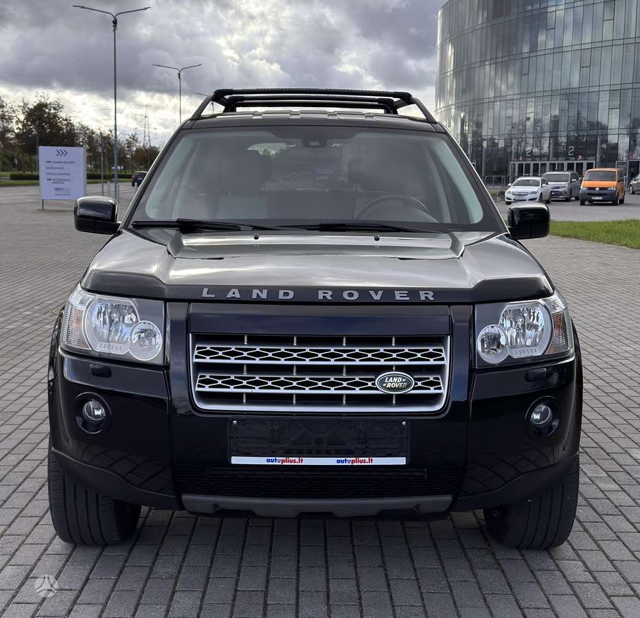 Land Rover 2010 — вигляд ззаду