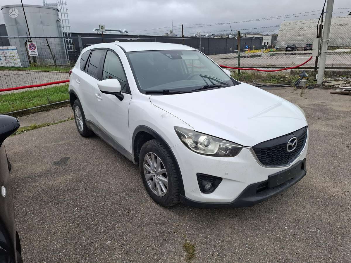 Mazda CX-5 2013 — салон