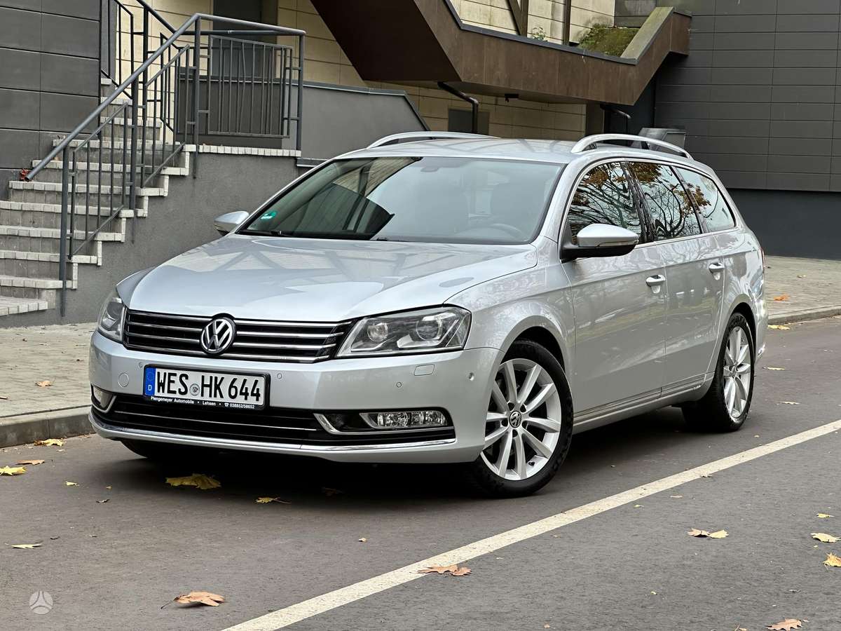 Volkswagen Passat 2014 — вигляд ззаду