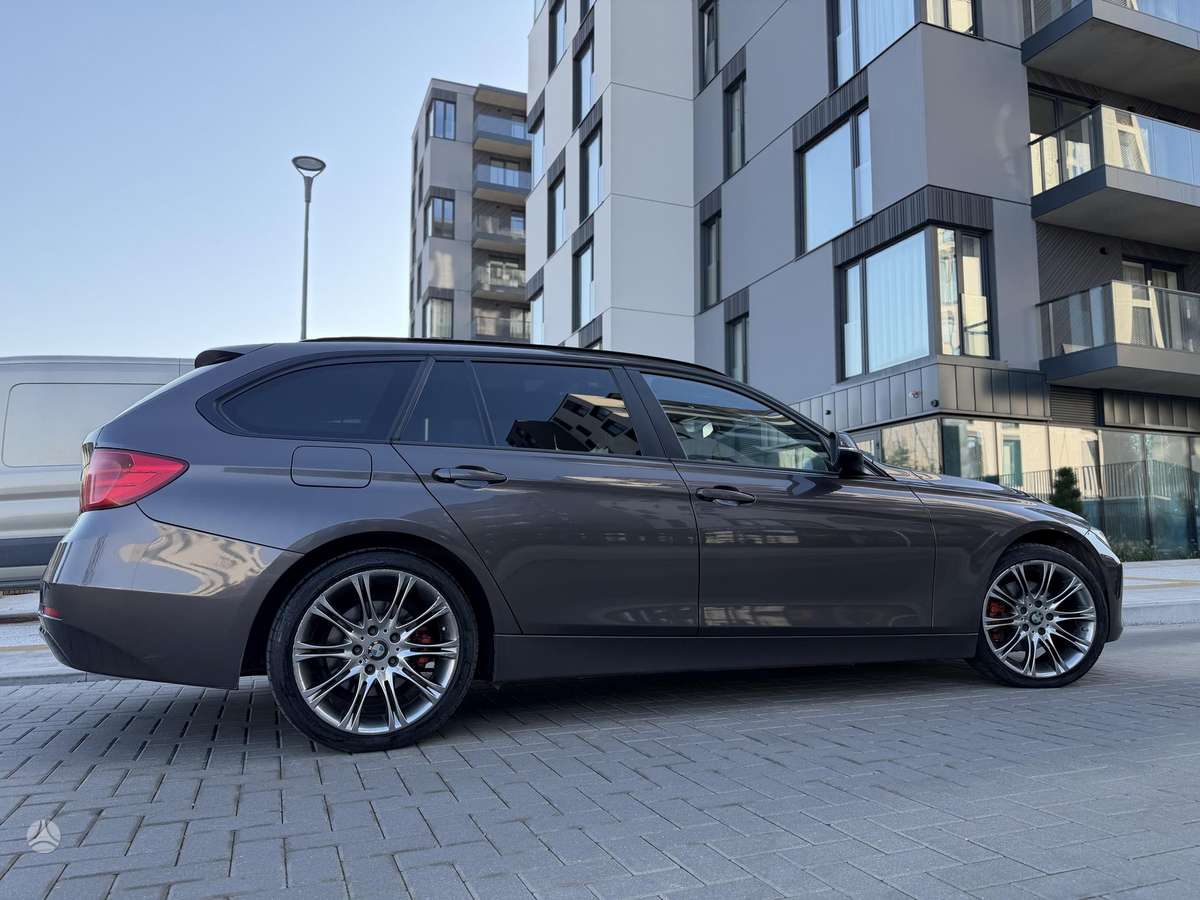 BMW 320 2013 — photo 14