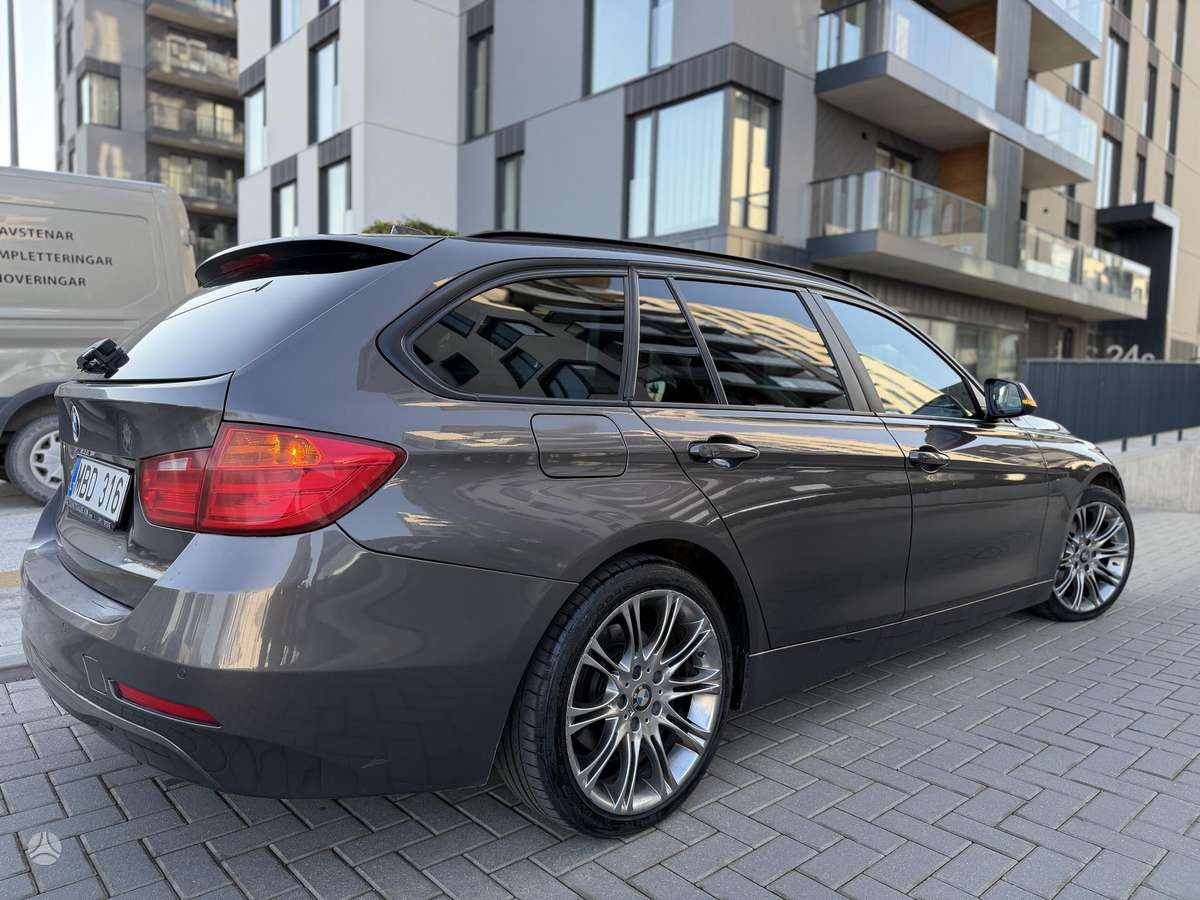 BMW 320 2013 — photo 16