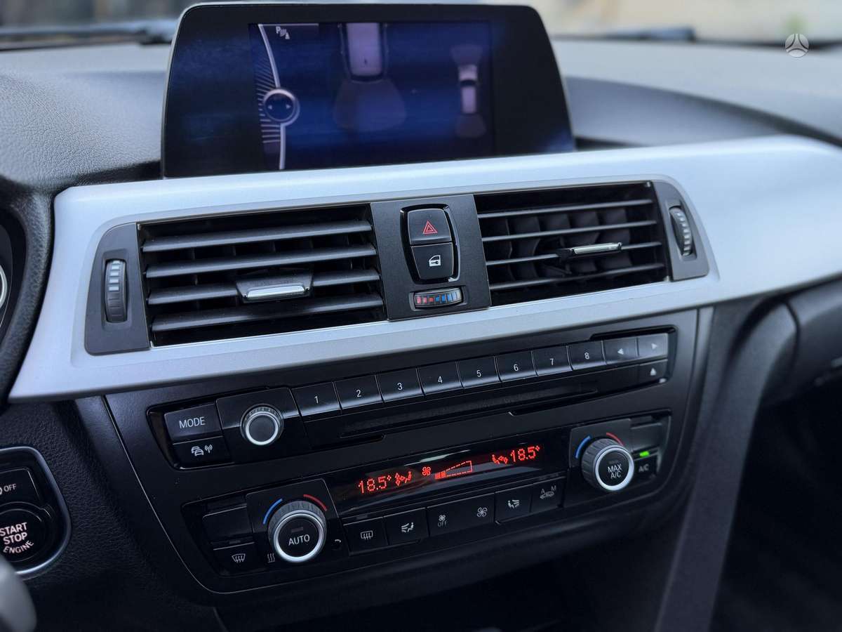 BMW 320 2013 — photo 30