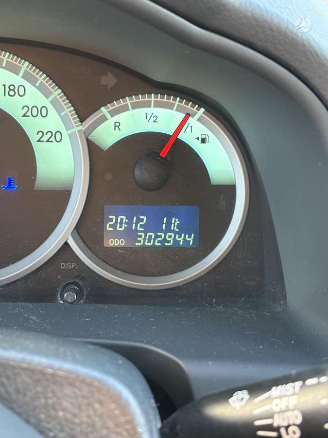 Toyota Corolla 2004 — photo 14
