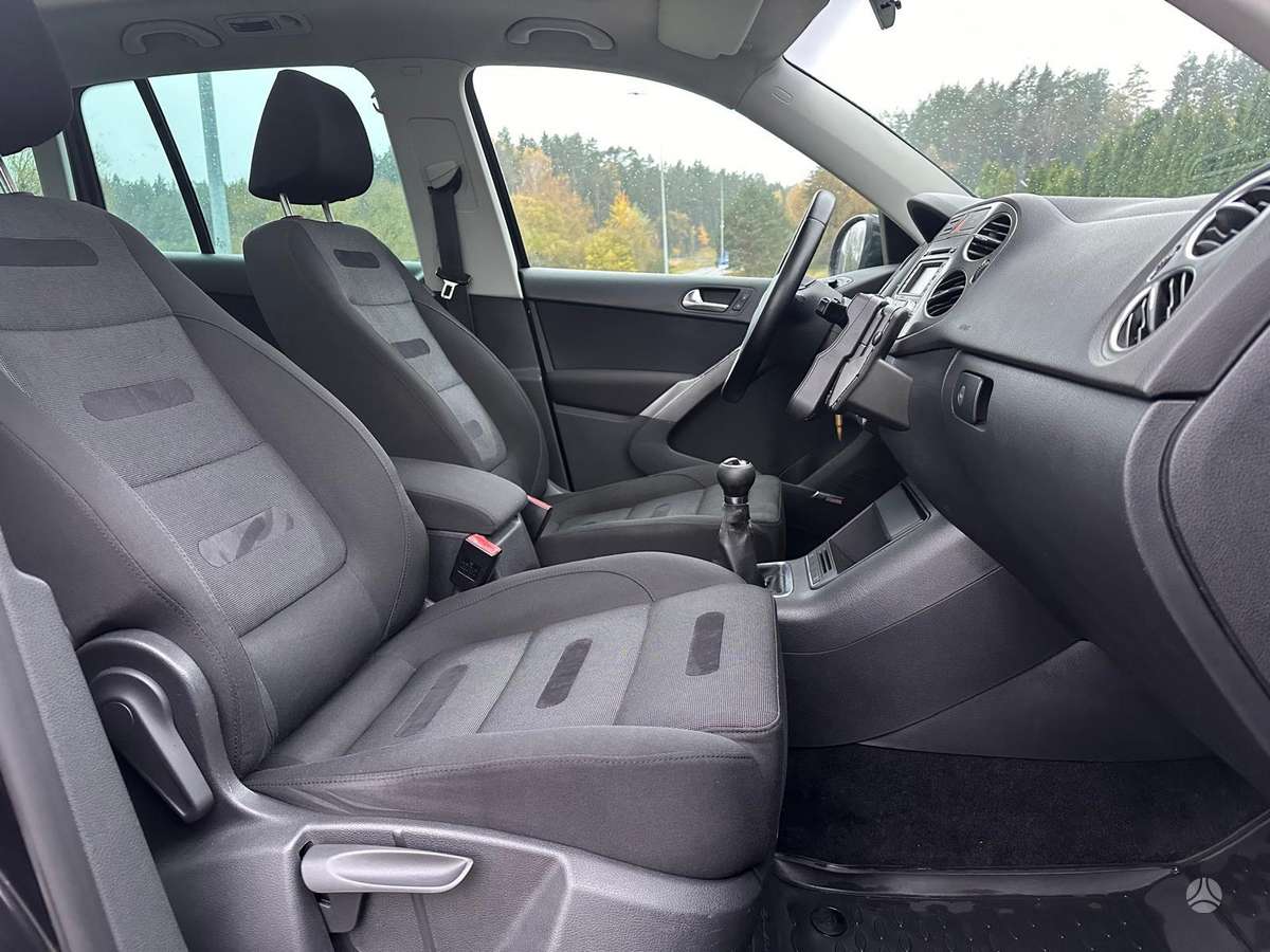 Volkswagen Tiguan 2009 — photo 10