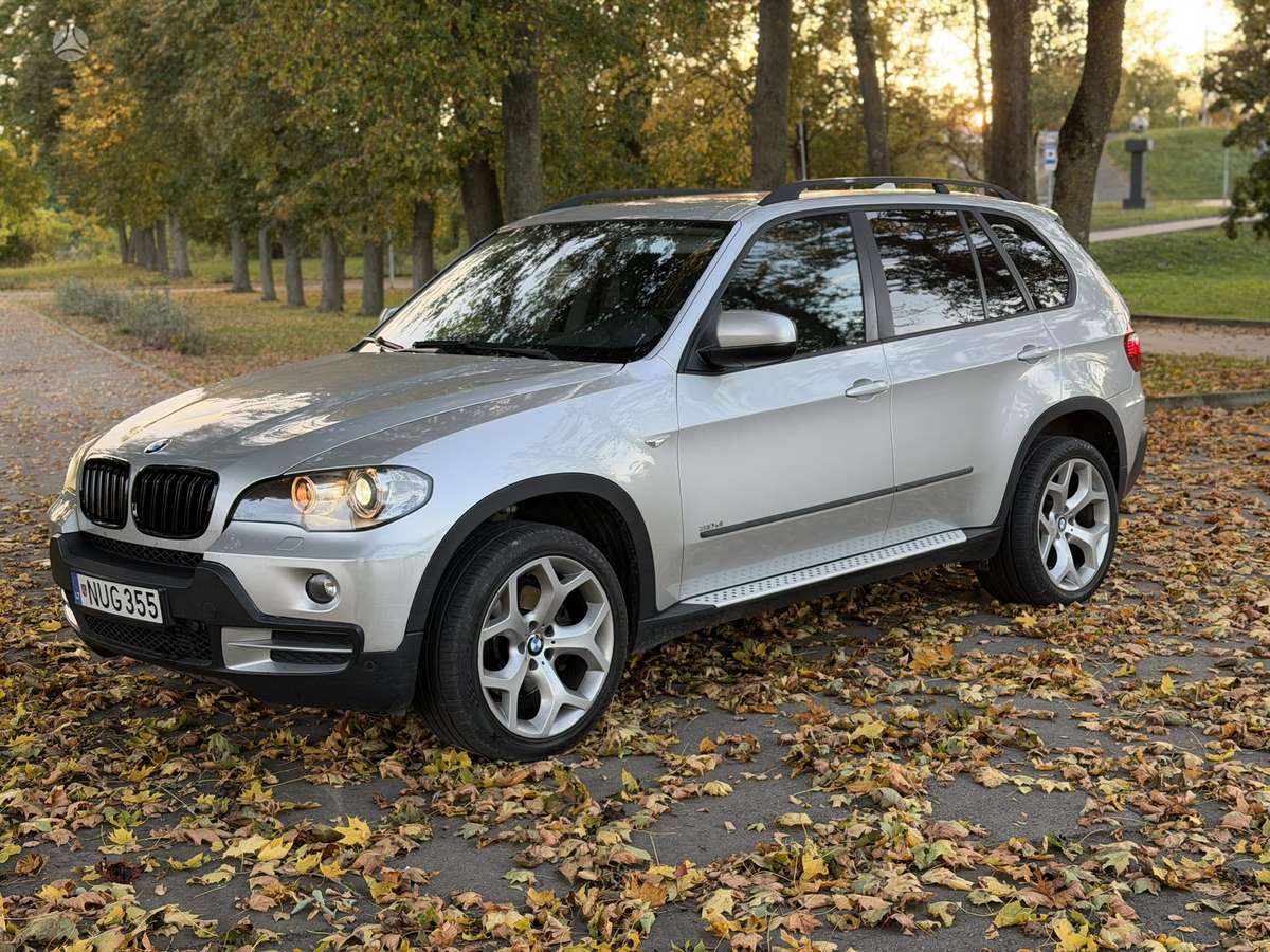 BMW X5 2007 — interior