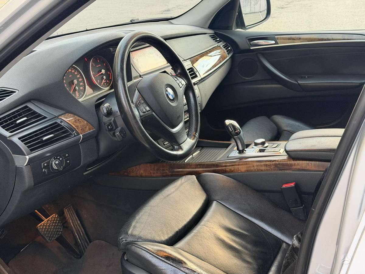 BMW X5 2007 — photo 7