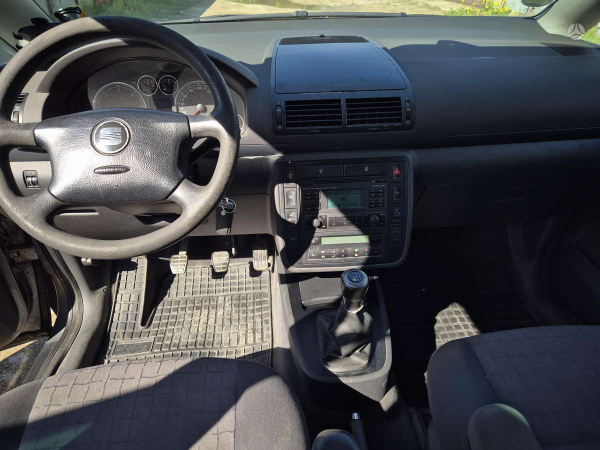 Seat Alhambra 2006 — photo 12