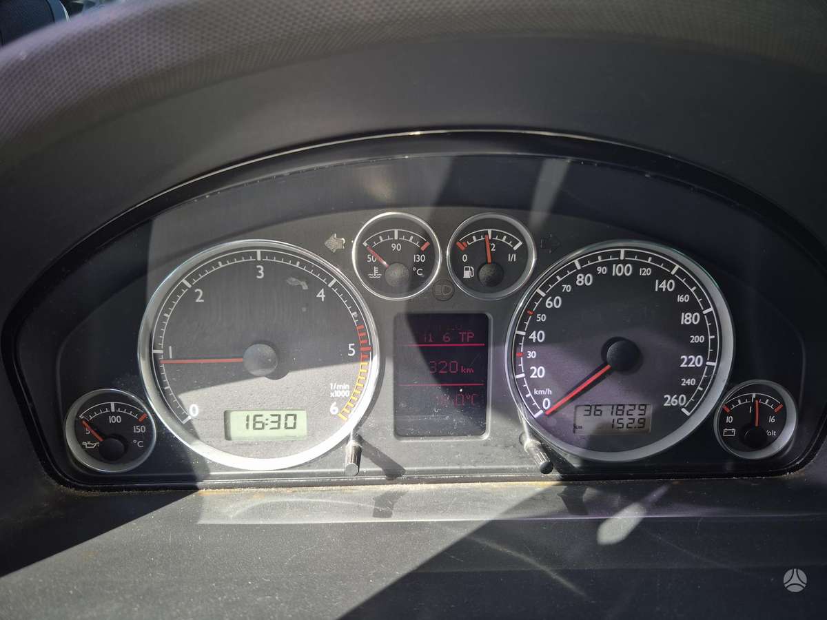 Seat Alhambra 2006 — photo 9