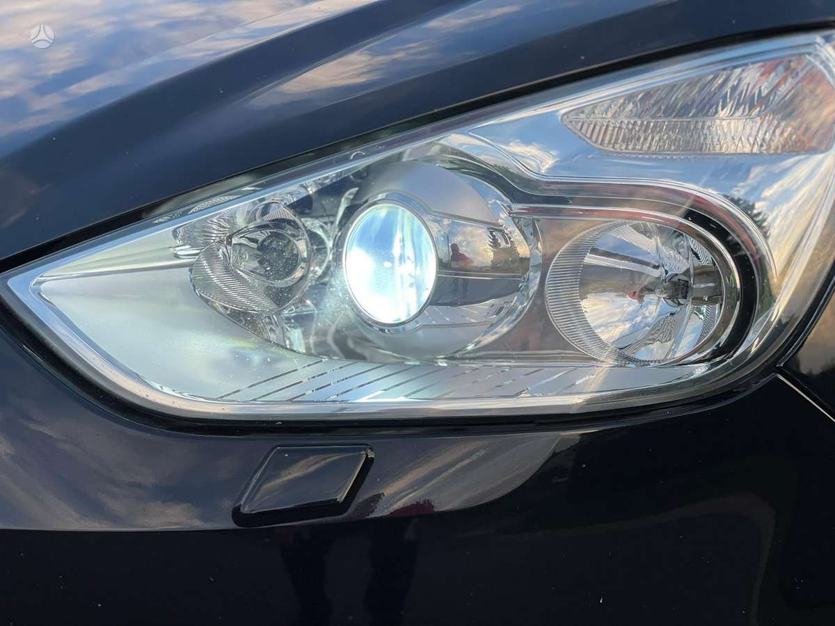 Ford Galaxy 2013 — photo 14